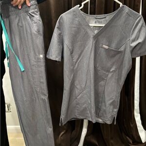 Figs Gray Scrub Set